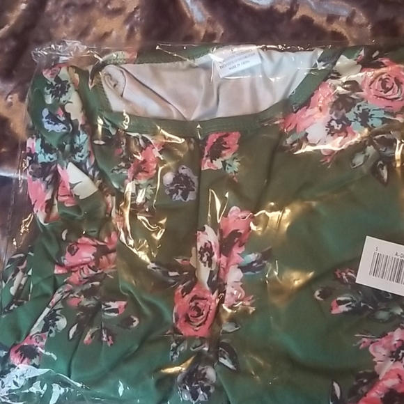 Green floral long dress - Picture 3 of 4